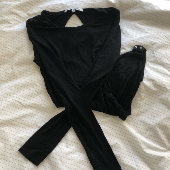 Tops - Picture 2 of 4